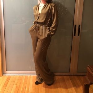 GREAT FOR TALL GIRLS - Gap formal silky jumpsuit
